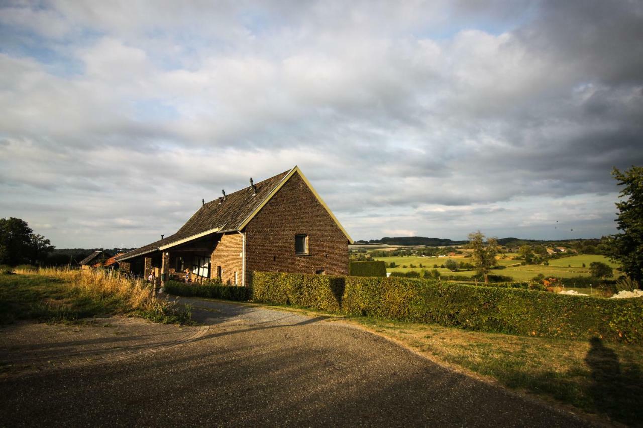 Hoeve "Doodleger" Villa Vijlen Esterno foto